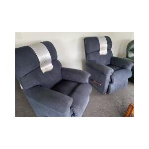 2x Lazyboy Chairs